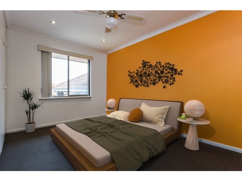 17 Thackeray Street, Spearwood WA 6163