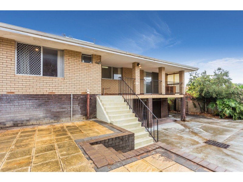 4 Keats Place, Spearwood WA 6163