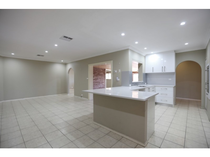 19 Sparrow Street, Spearwood WA 6163