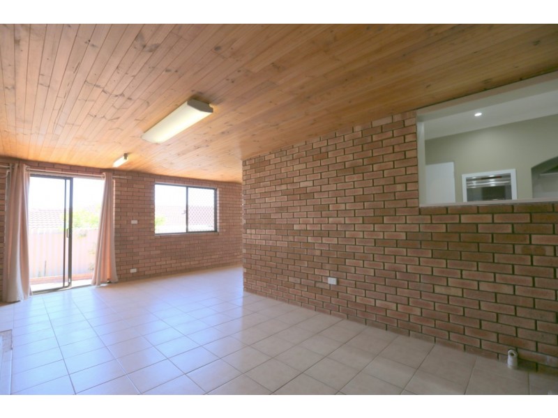 19 Sparrow Street, Spearwood WA 6163