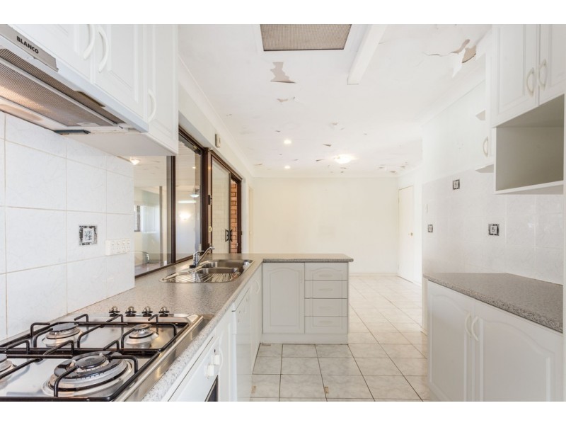 6 Cedar Court, Spearwood WA 6163