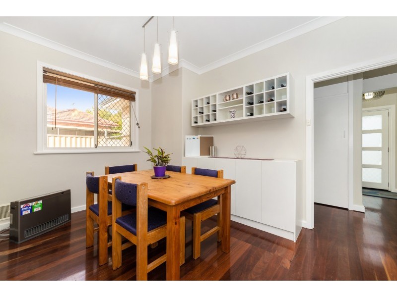 8 Bickley Crescent, Manning WA 6152