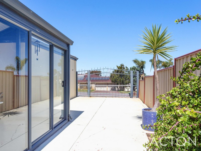 52A Barrington Street, Spearwood WA 6163