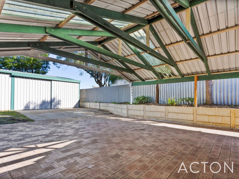 11 Tarndale Way, South Lake WA 6164