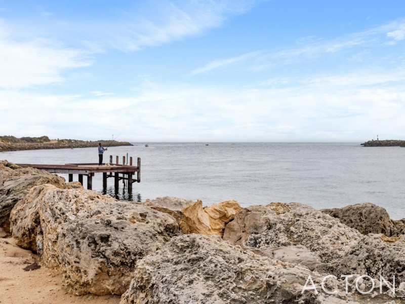 13 Laverton Rise, Dawesville WA 6211