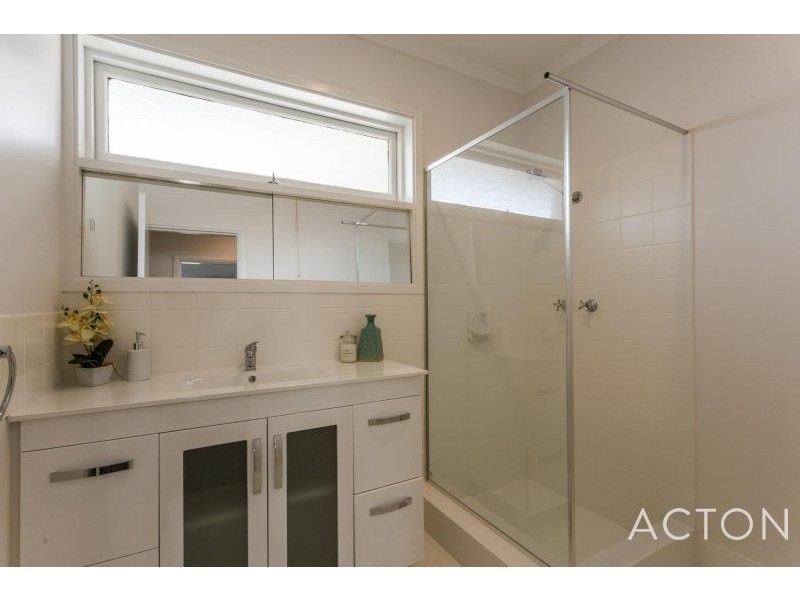 19B Ashbourne Way, Hamilton Hill WA 6163