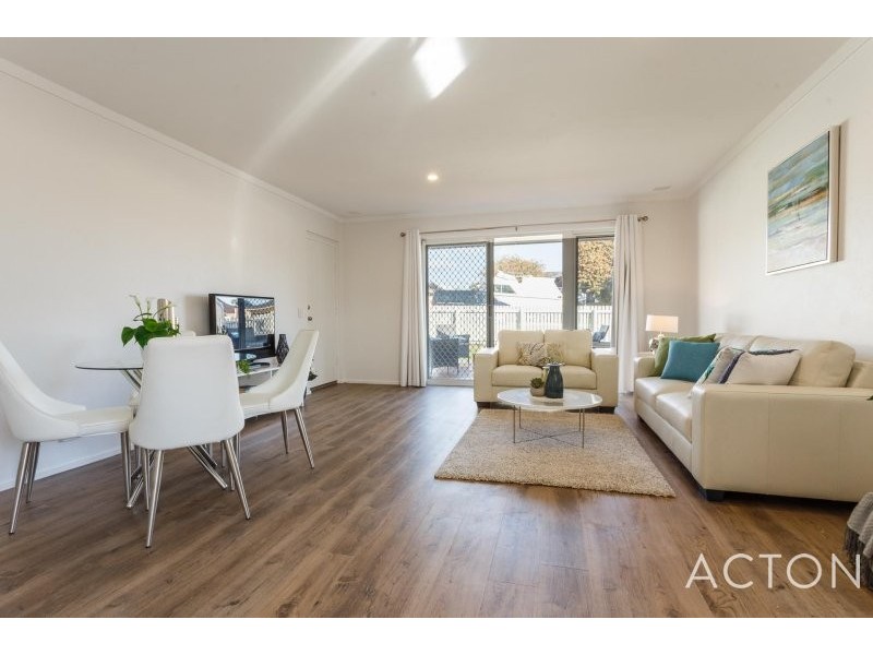 19B Ashbourne Way, Hamilton Hill WA 6163