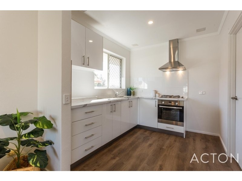 19B Ashbourne Way, Hamilton Hill WA 6163