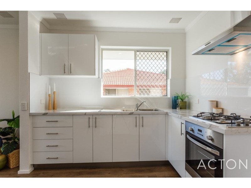 19B Ashbourne Way, Hamilton Hill WA 6163