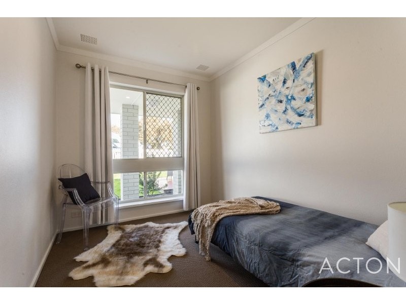 19B Ashbourne Way, Hamilton Hill WA 6163