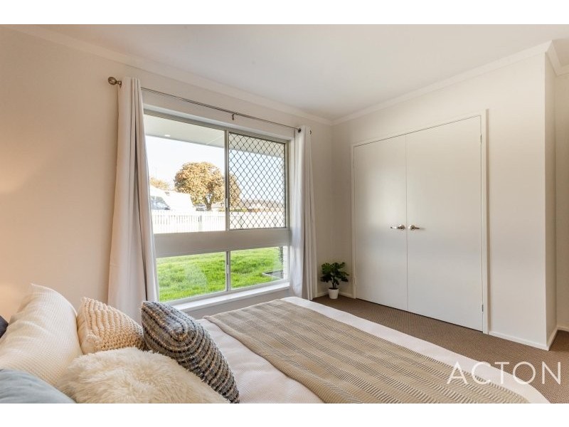 19B Ashbourne Way, Hamilton Hill WA 6163