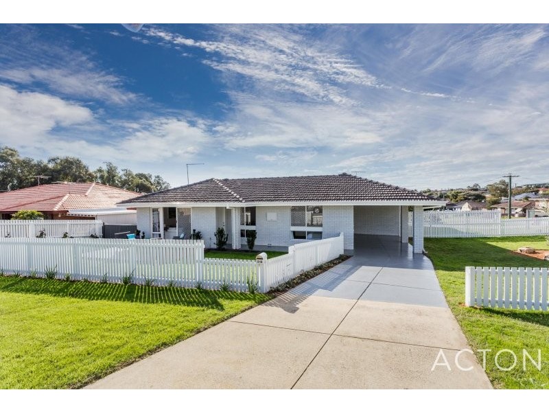 19B Ashbourne Way, Hamilton Hill WA 6163