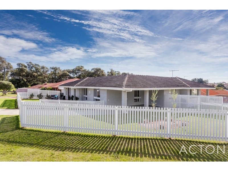 19B Ashbourne Way, Hamilton Hill WA 6163