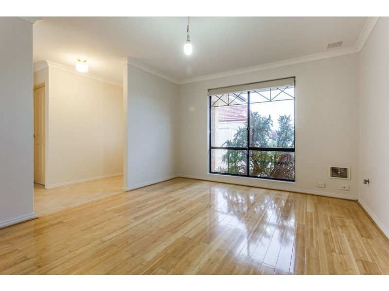14B Zlinya Circle, Spearwood WA 6163