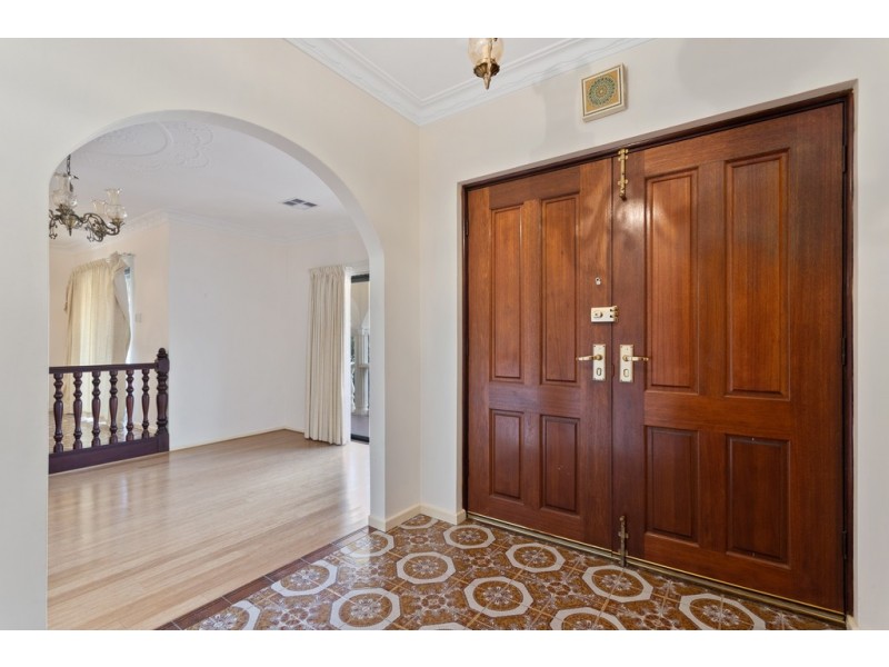 4 Shallow Street, Spearwood WA 6163