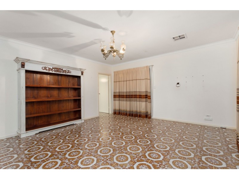 4 Shallow Street, Spearwood WA 6163