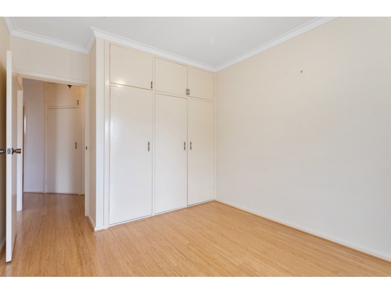 4 Shallow Street, Spearwood WA 6163