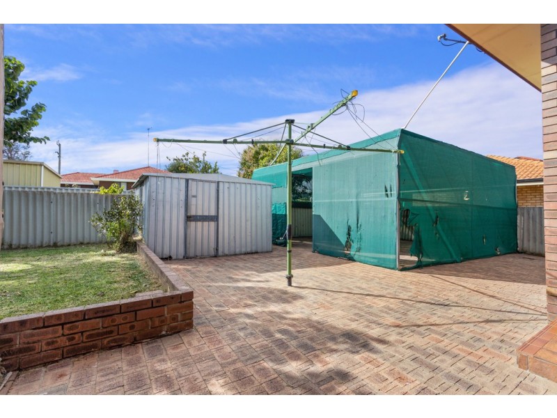4 Shallow Street, Spearwood WA 6163