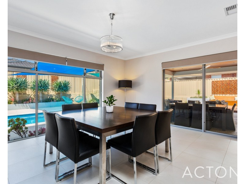 15 Redheart Way, Beeliar WA 6164