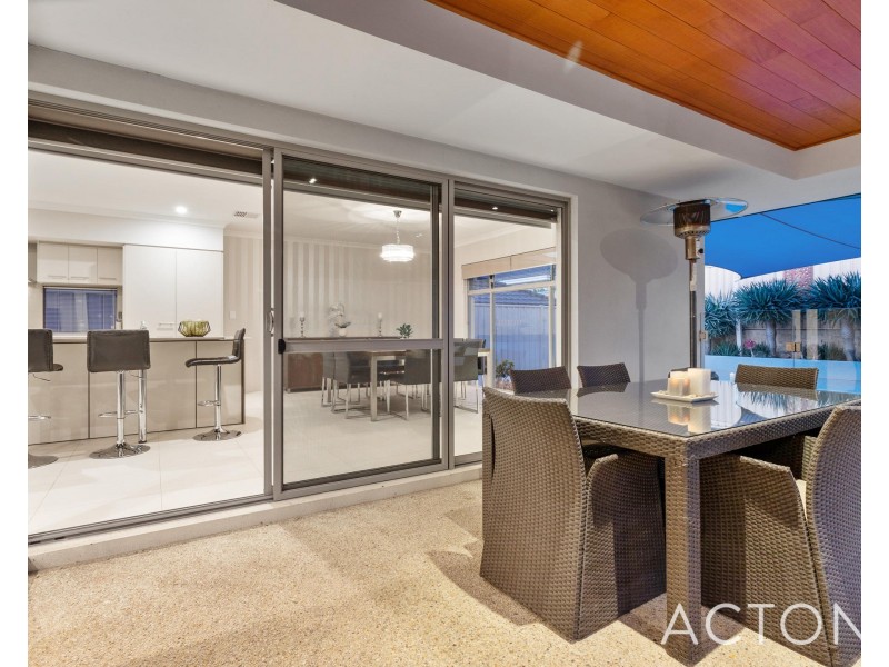 15 Redheart Way, Beeliar WA 6164