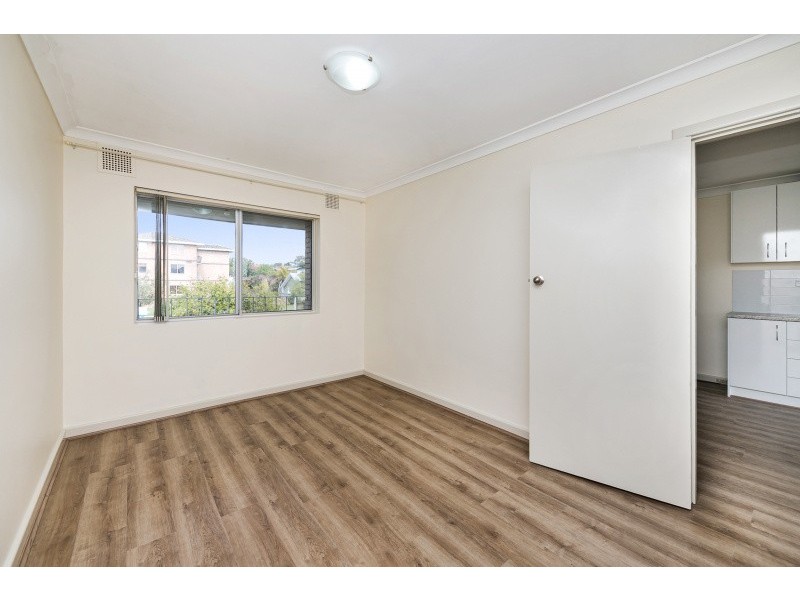 25/142 Watkins Street, White Gum Valley WA 6162