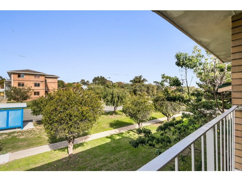 25/142 Watkins Street, White Gum Valley WA 6162