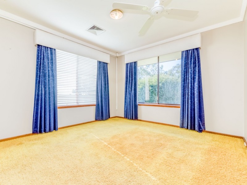 37 Ellis Road, Mount Nasura WA 6112