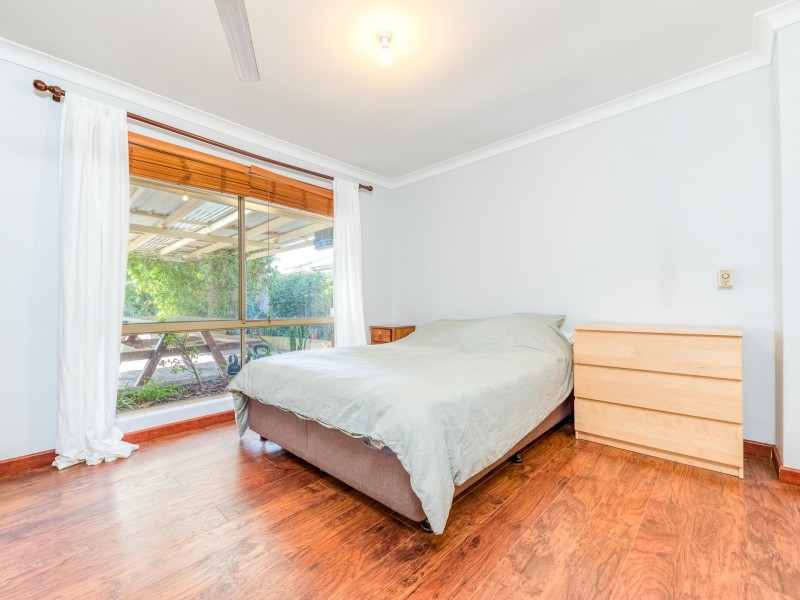 6 Little Lake Rise, South Lake WA 6164