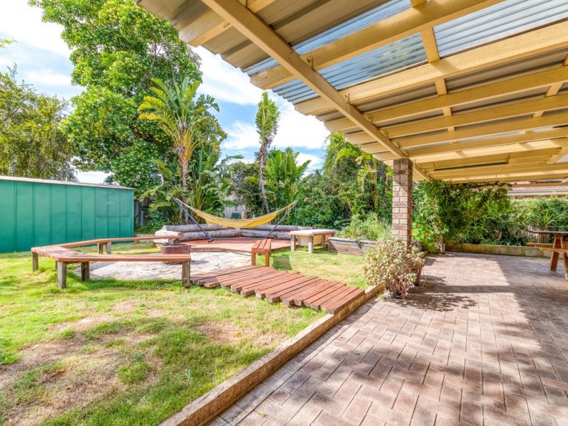 6 Little Lake Rise, South Lake WA 6164