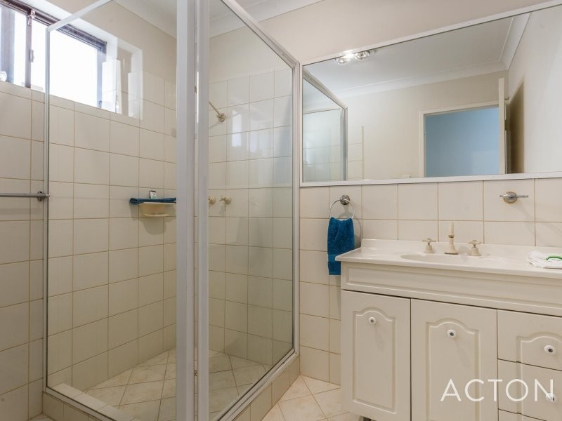 4 Bundy Court, South Lake WA 6164