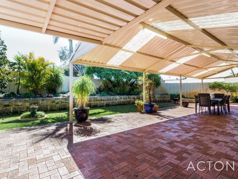 4 Bundy Court, South Lake WA 6164