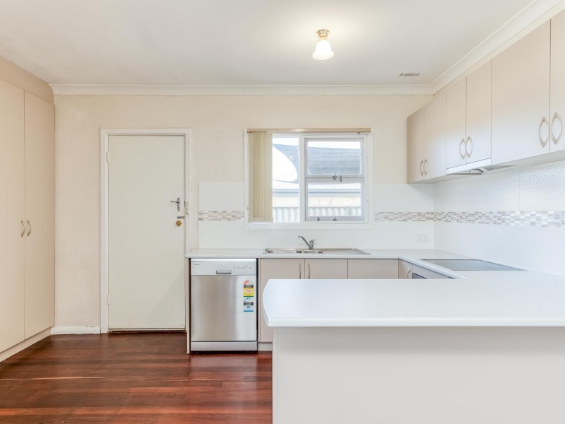 19 Dawson Street, Armadale WA 6112