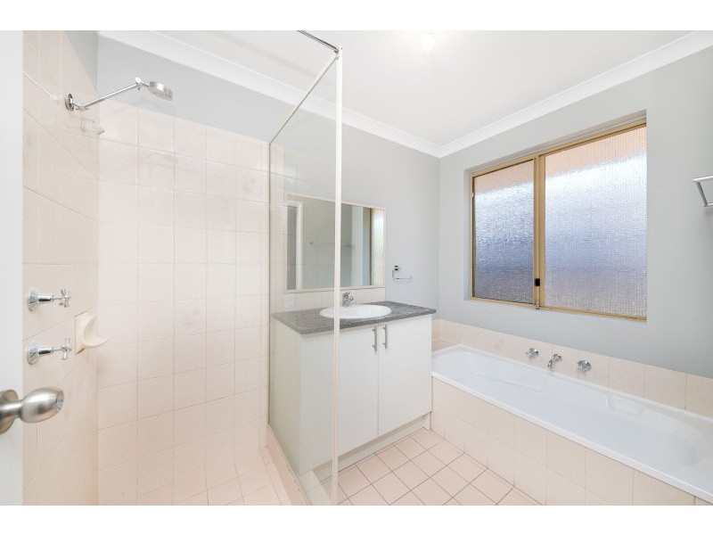 12B Cuvier Place, Yangebup WA 6164