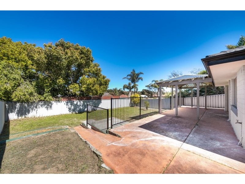 12B Cuvier Place, Yangebup WA 6164
