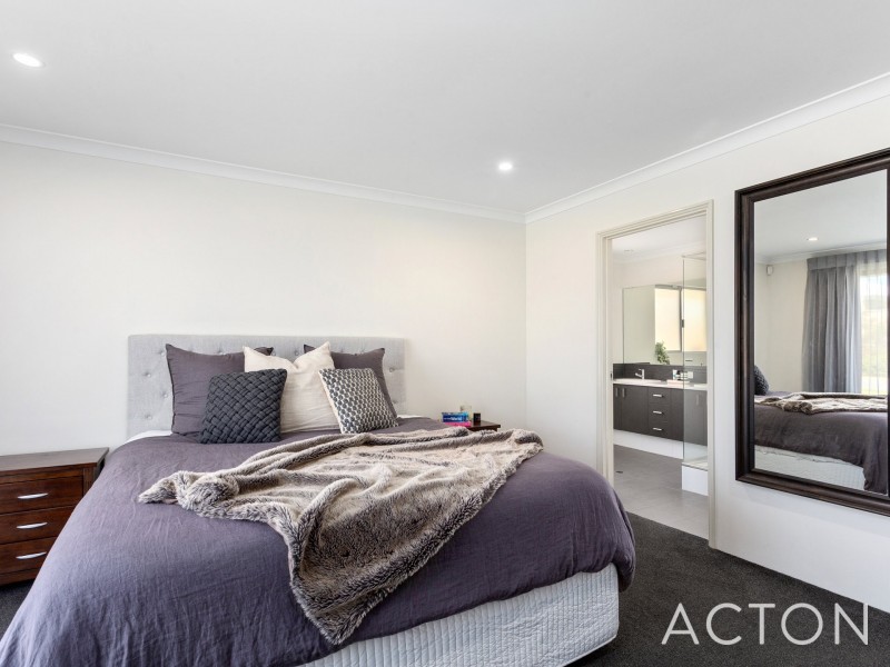 3 Splash Terrace, Munster WA 6166