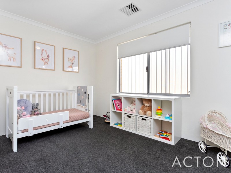 3 Splash Terrace, Munster WA 6166