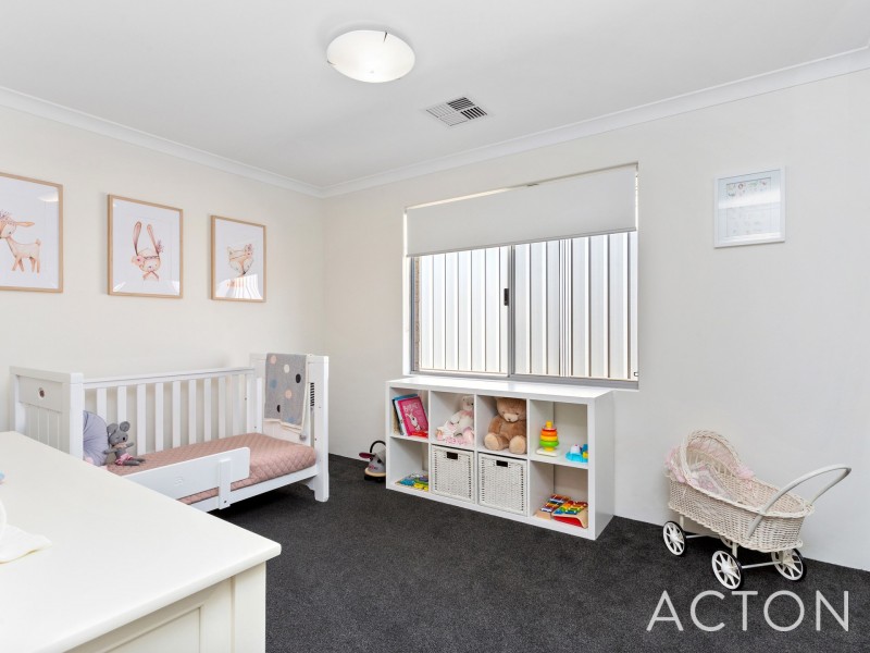 3 Splash Terrace, Munster WA 6166