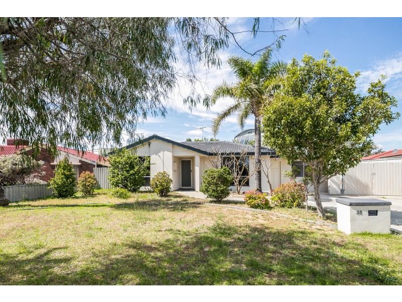 35 Angus Avenue, Spearwood WA 6163