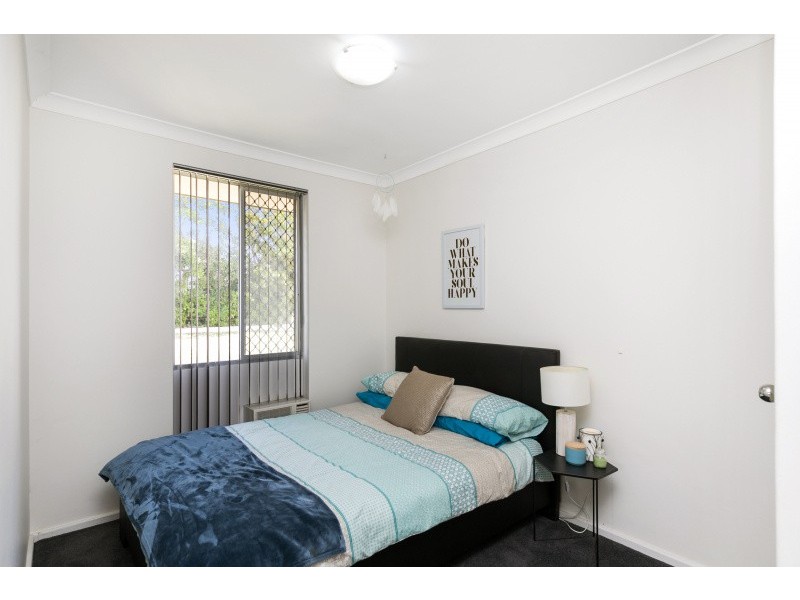 35 Angus Avenue, Spearwood WA 6163