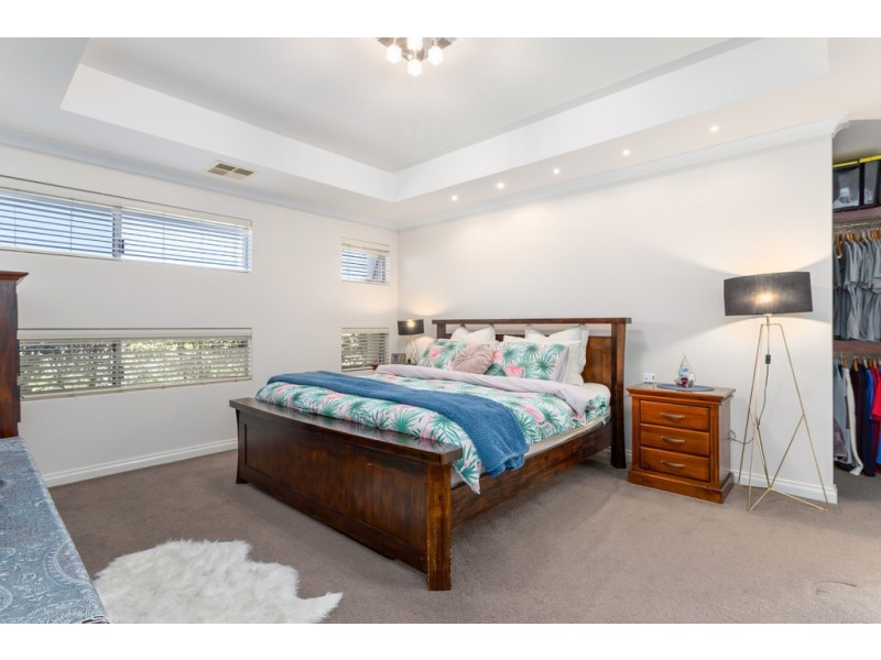 11 Redheart Way, Beeliar WA 6164