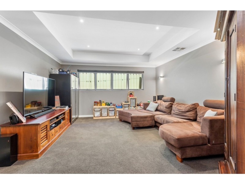 11 Redheart Way, Beeliar WA 6164