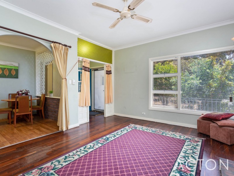 233 Winterfold Road, Coolbellup WA 6163