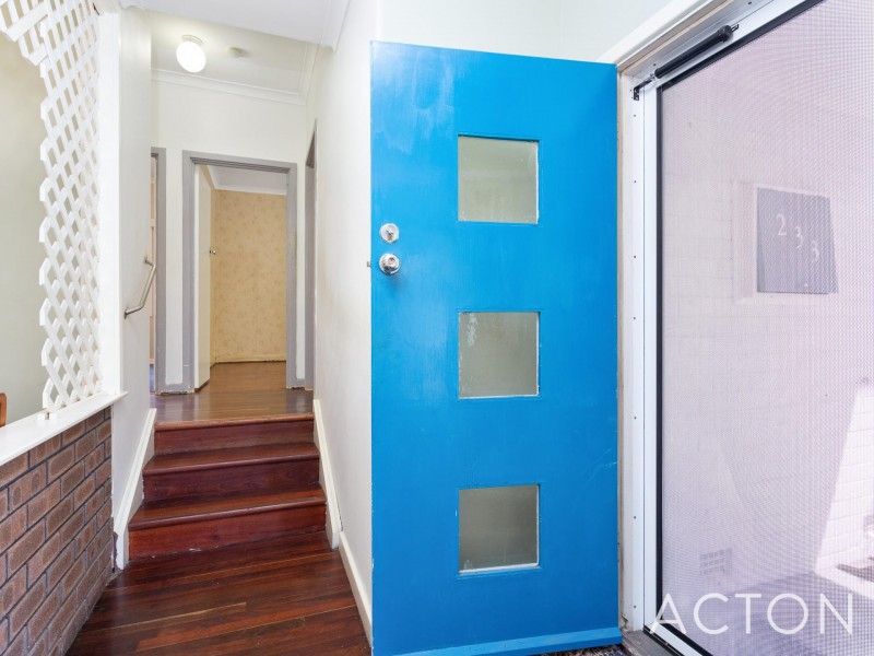 233 Winterfold Road, Coolbellup WA 6163