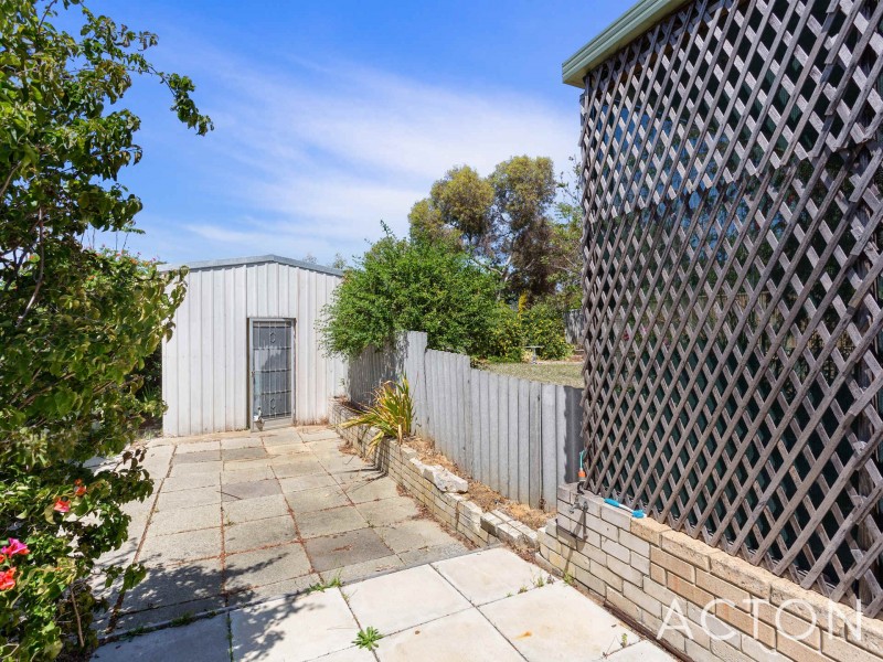 233 Winterfold Road, Coolbellup WA 6163