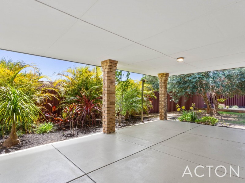 9 Twain Close, Munster WA 6166