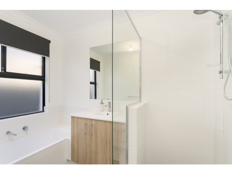 3/7 Nemagold Grove, Coogee WA 6166