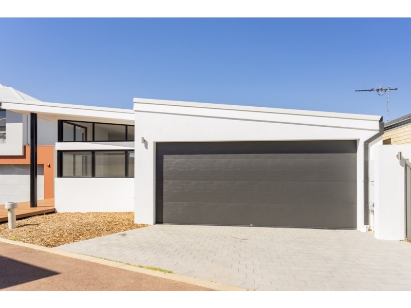 3/7 Nemagold Grove, Coogee WA 6166