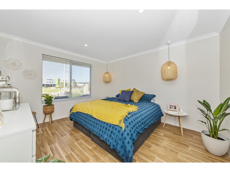 14 Corsica Way, Coogee WA 6166