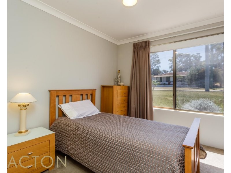 32 Leonard Way, Spearwood WA 6163