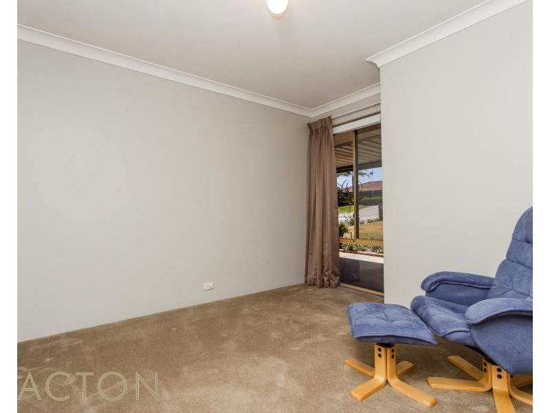 32 Leonard Way, Spearwood WA 6163